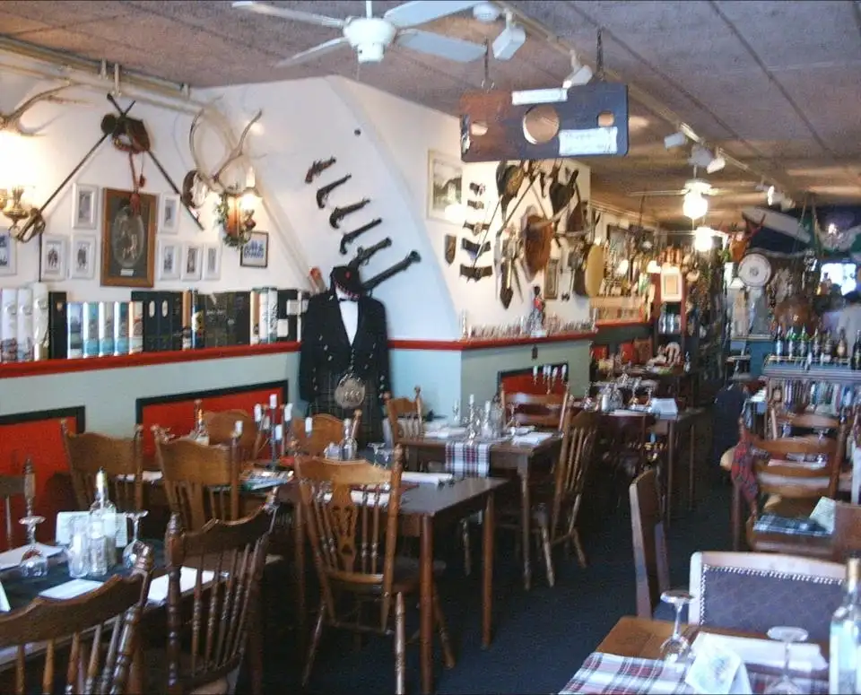 Foto binnen van restaurant Hielander